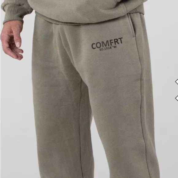 Comfort Oversized Hoodie and Sweatpants Set - Picture 2 of 2